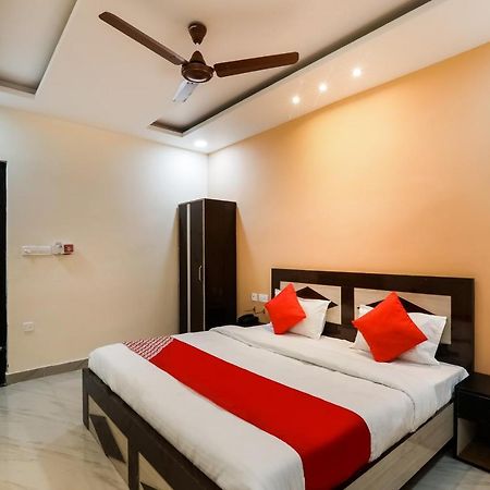 Oyo Flagship Krishna Regency Near Chaudhary Charan Singh International Airport Hotel Bijnaur Exterior photo